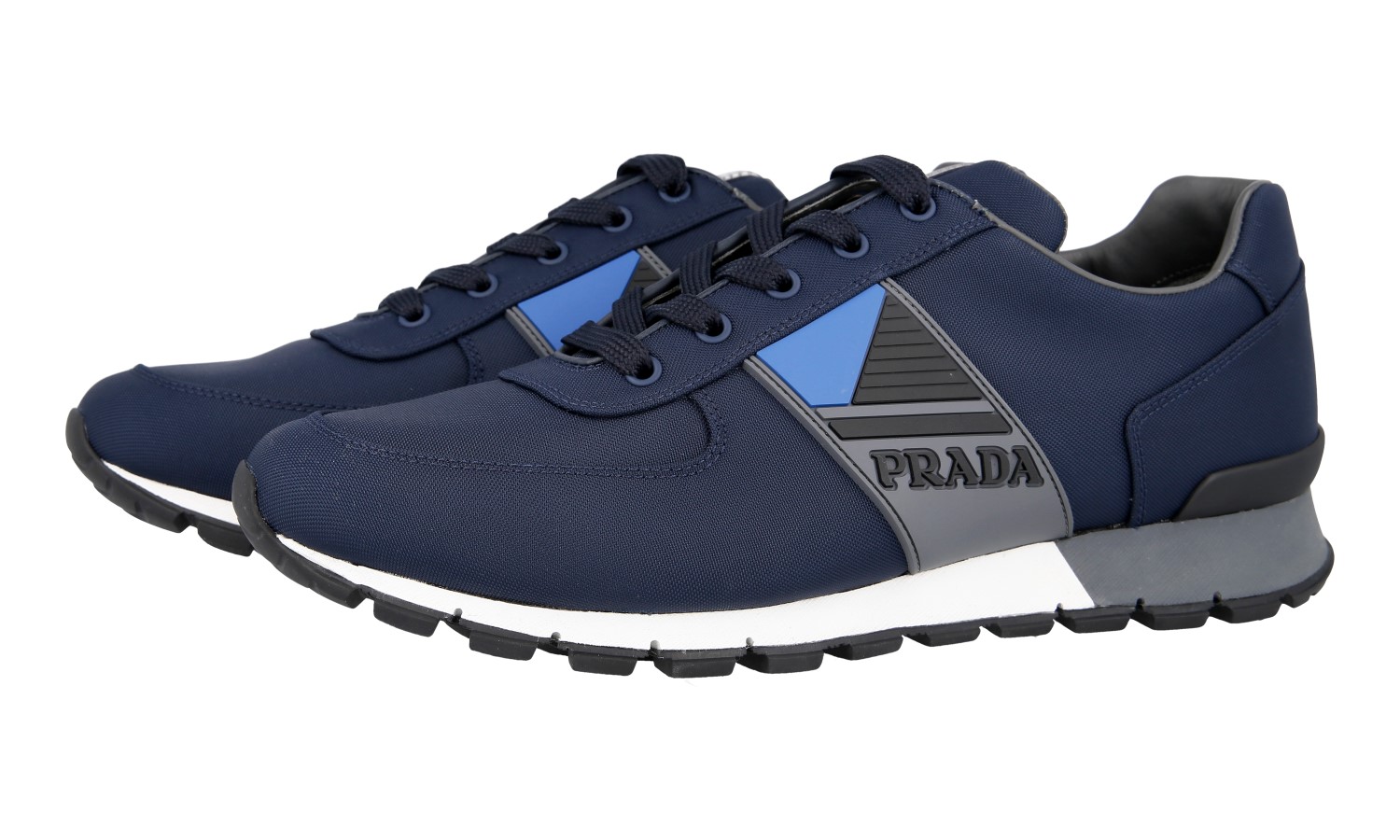 prada match race runners